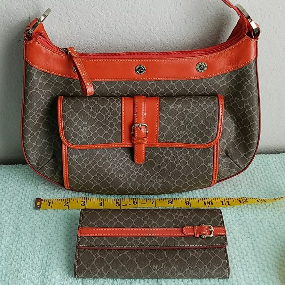 NINA RICCI SHOULDER BAG AND WALLET